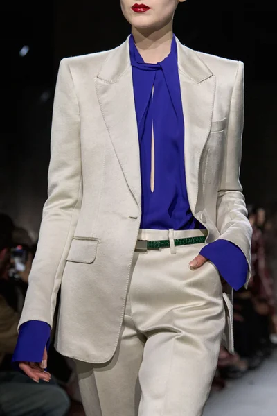 Look 56